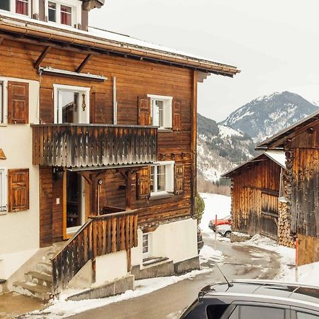 Casa Nacla Sedrun/Surrein Apartment Exterior photo