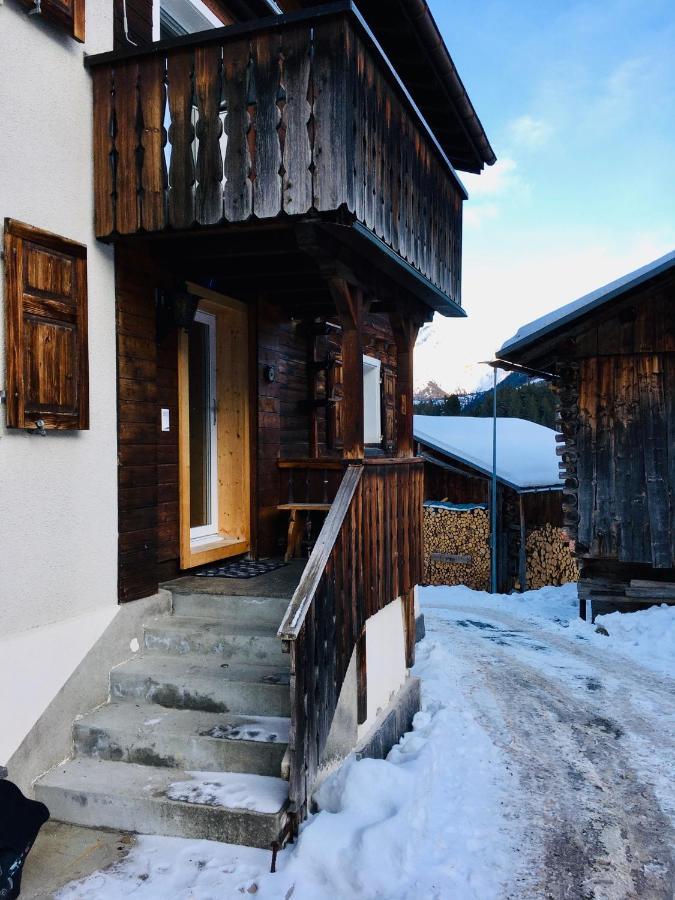 Casa Nacla Sedrun/Surrein Apartment Exterior photo